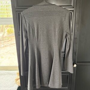 Gray Fitted Tunic Top with Long Sleeves